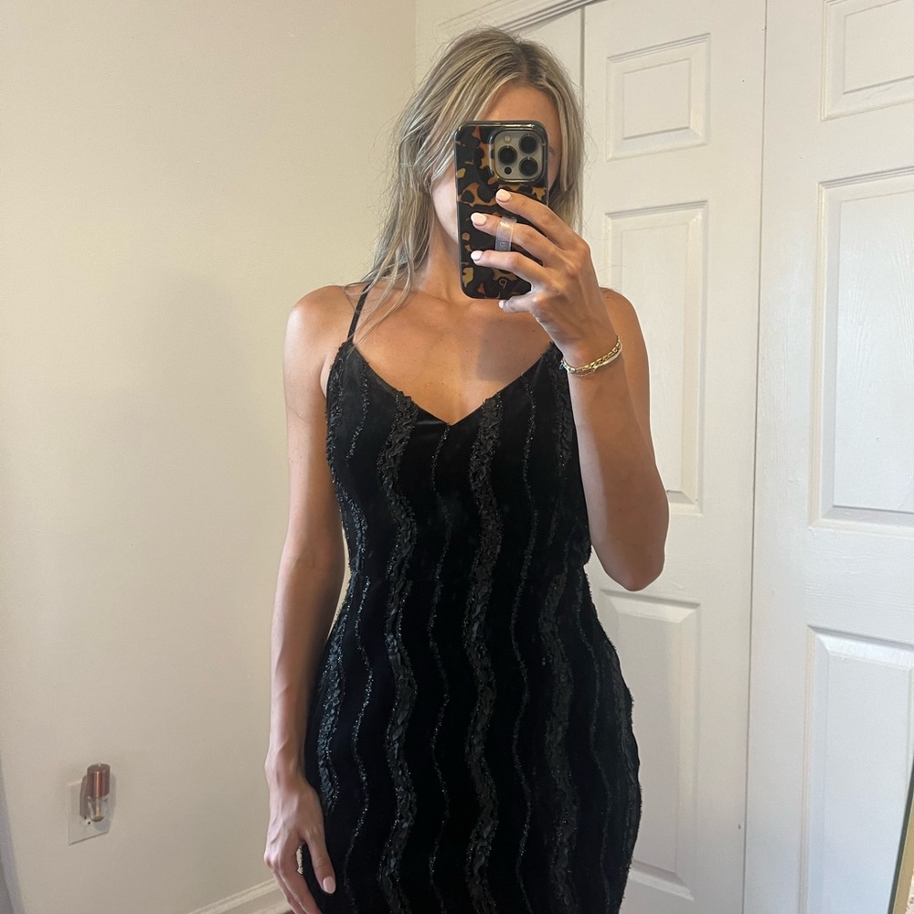 Lush Black Sheath Mini Dress with Spaghetti Straps